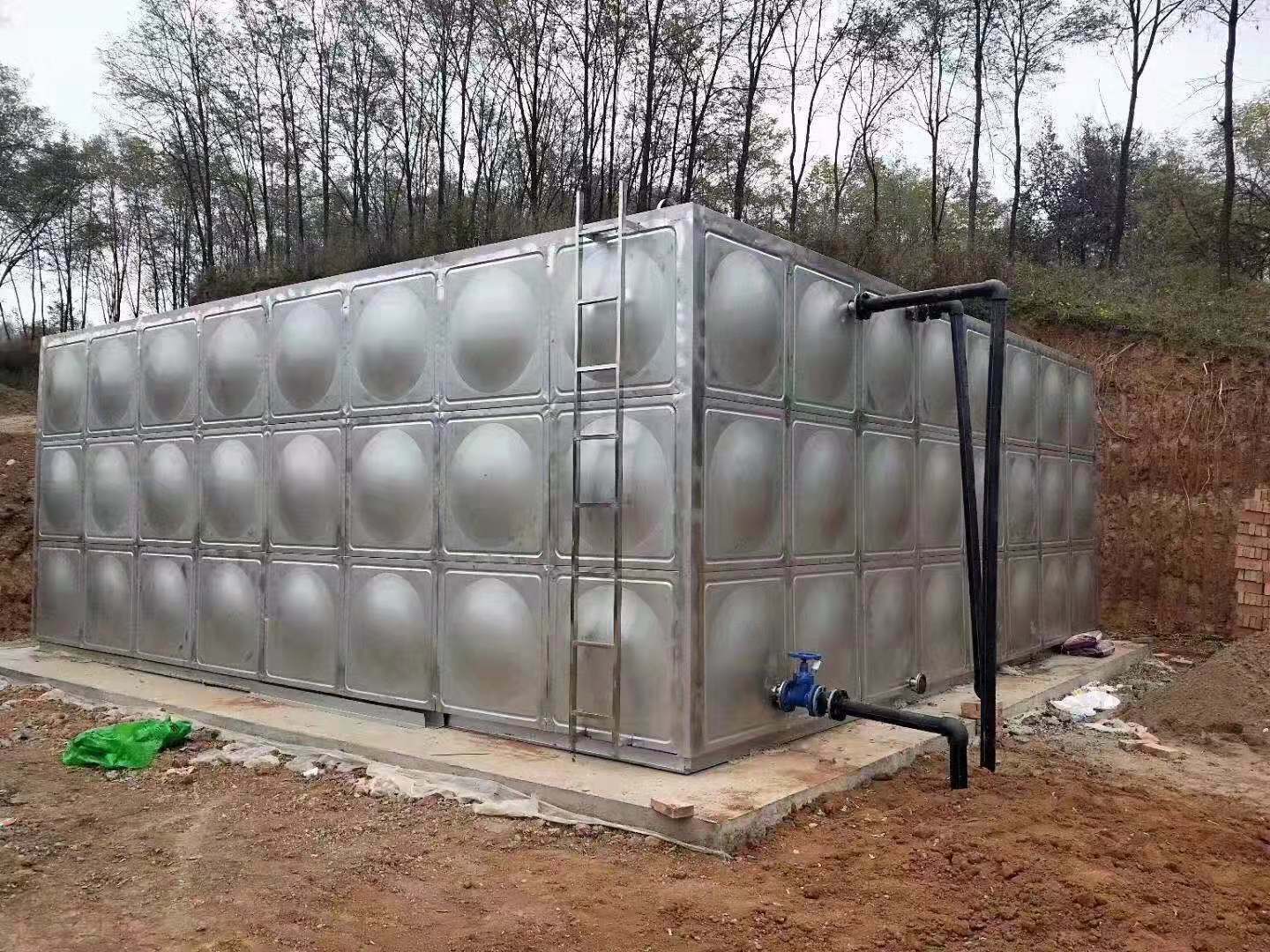 304不銹鋼水箱 304不銹鋼水箱